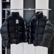 발렌시아가 blcg 패딩