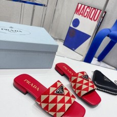 프라다 슬라이드