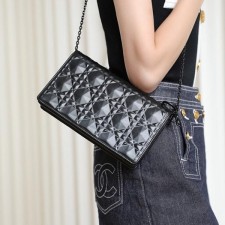 디올 레이디 체인스트랩 파우치