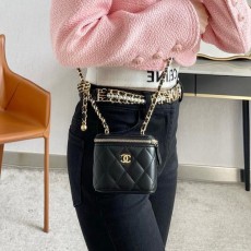 샤넬 클래식 체인볼 베니티 백
