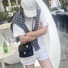 샤넬 22k 스몰 탑핸들 플랩백