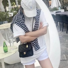 샤넬 22k 스몰 탑핸들 플랩백