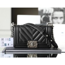 샤넬 쉐브론 보이백 캐비어스킨 TOP팩토리